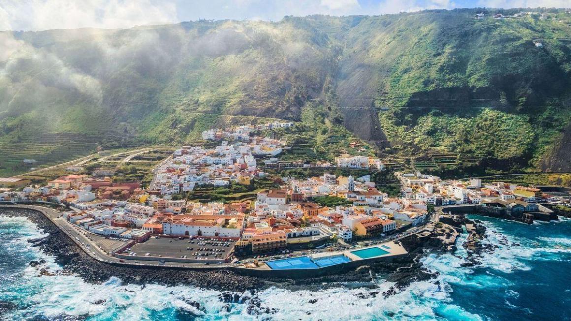 被火山灰掩埋的迷你小镇，800年前竟是特内里费岛最繁忙的商业港